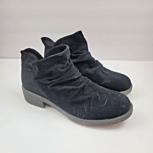 Rocket Dog Tami Ankle Boot Womens 10 Black Faux Suede Slip-On